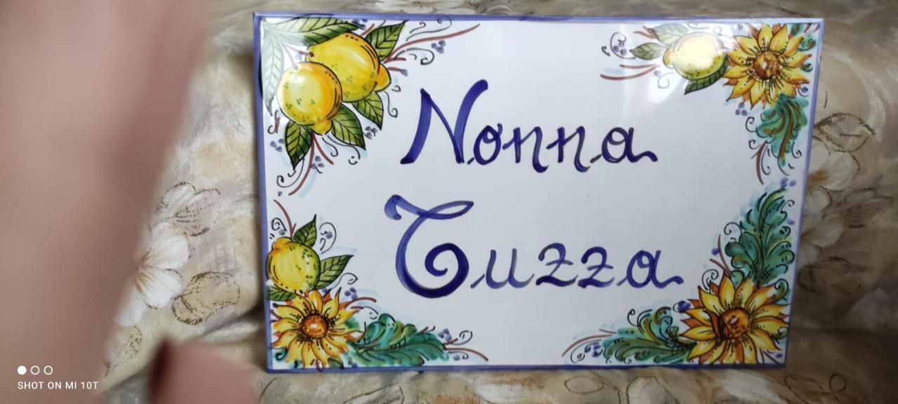 Casa Vacanze Nonna Tuzza 마르살라 외부 사진