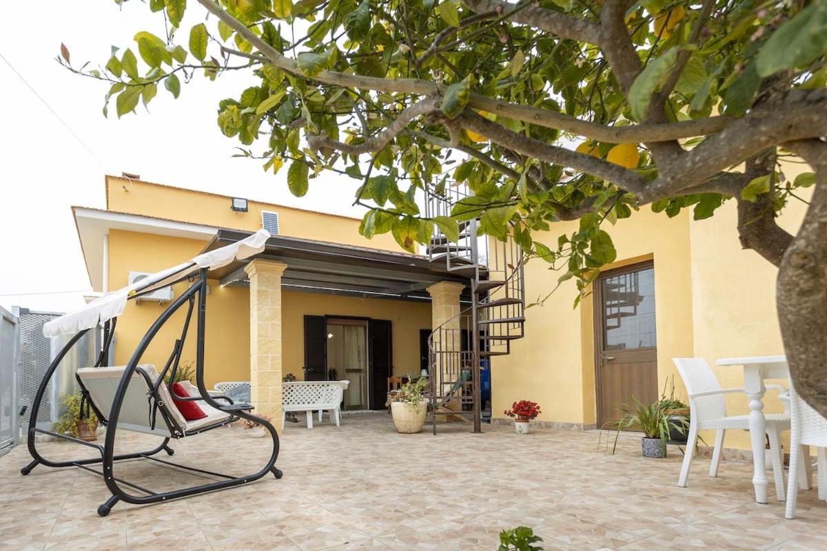 Casa Vacanze Nonna Tuzza 마르살라 외부 사진
